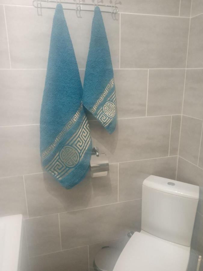 Як Вдома ! Leilighet Uzjhorod Eksteriør bilde