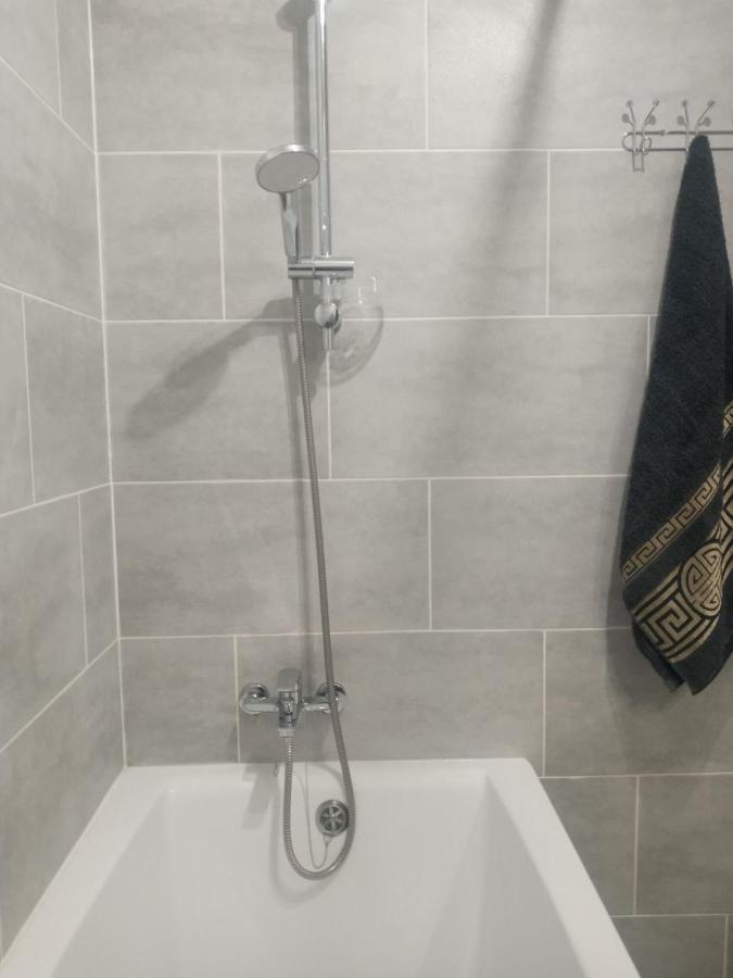 Як Вдома ! Leilighet Uzjhorod Eksteriør bilde